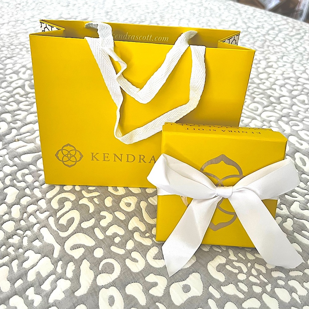 Tory Burch Gift Bag & Box